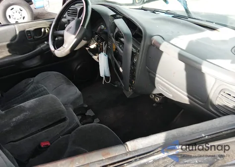 2001 Chevrolet S-10 Ls z USA, uszkodzony, nr VIN 1GCCS195218145782